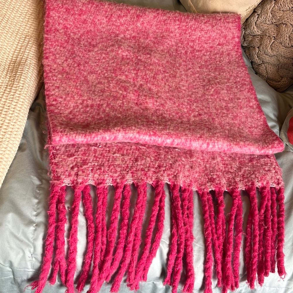Urban Outfitters hot pink blanket scarf, some minor wear/pilling